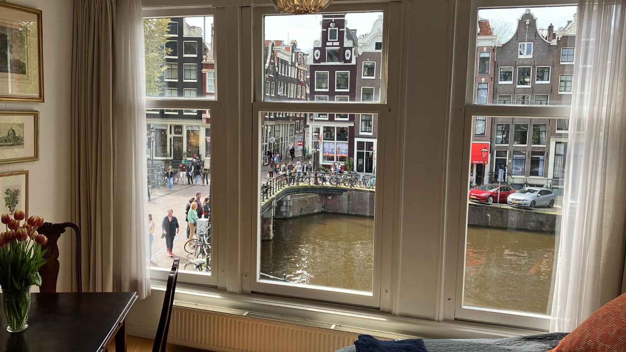 Canal View B&B Amsterdam Bagian luar foto